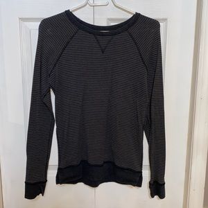 Lululemon crewneck